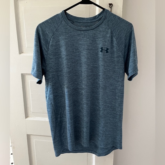 Under Armour Other - Blue dry, fit under armor men's workout shirt